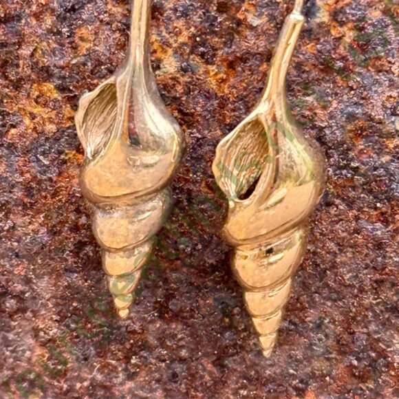 Vintage Gold over Sterling Silver Seashell Pierced Earrings - Picture 4 of 4